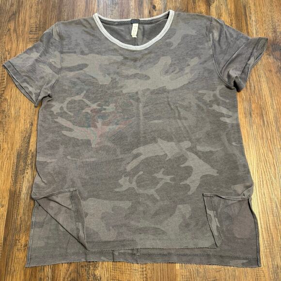 Free People Tops - Free People We the Free XS distressed soft gray camo t shirt split hem
